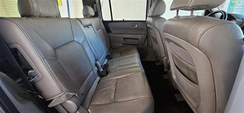 Used 2010 Honda Pilot Touring image 18