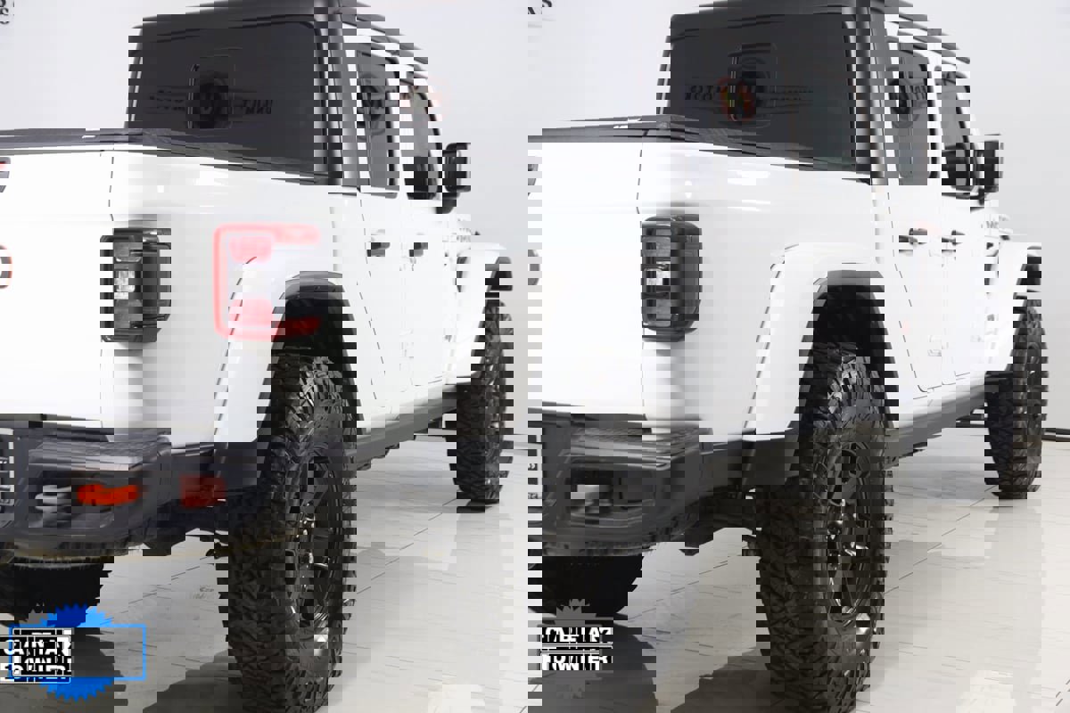 Used 2023 Jeep Gladiator Mojave w/ Cold Weather Group image 43