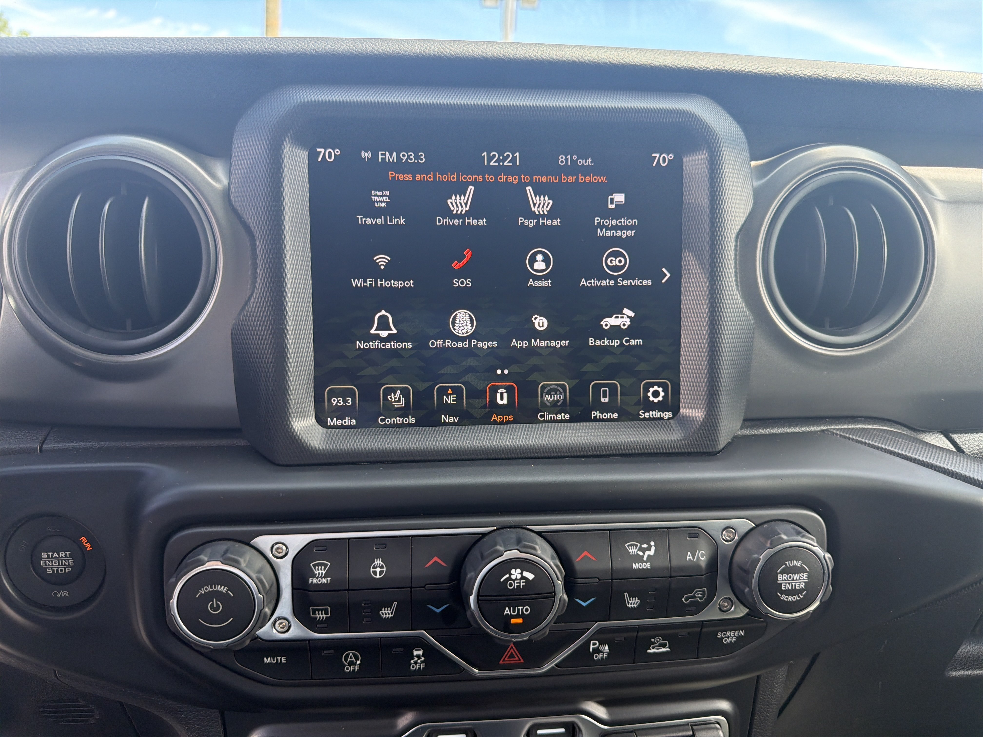 Used 2022 Jeep Wrangler Unlimited Willys AWD/4WD image 28