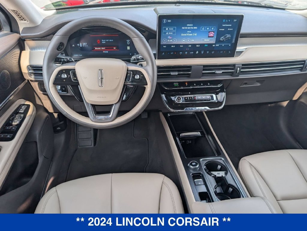 Used 2024 Lincoln Corsair AWD image 19