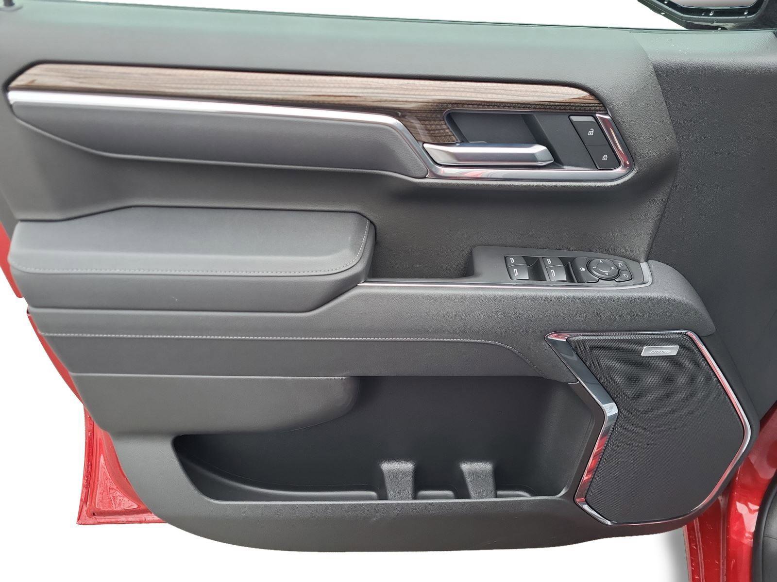 Used 2026 Chevrolet Silverado 1500 LT Trail Boss w/ LT Trail Boss Premium Package image 9