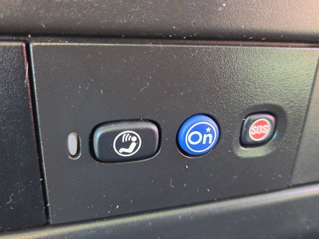 Used 2020 Chevrolet Express 2500 w/ Driver Convenience Package image 26