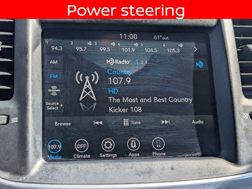 Used 2020 Chrysler 300 Touring w/ Chrome Appearance Package RWD image 17