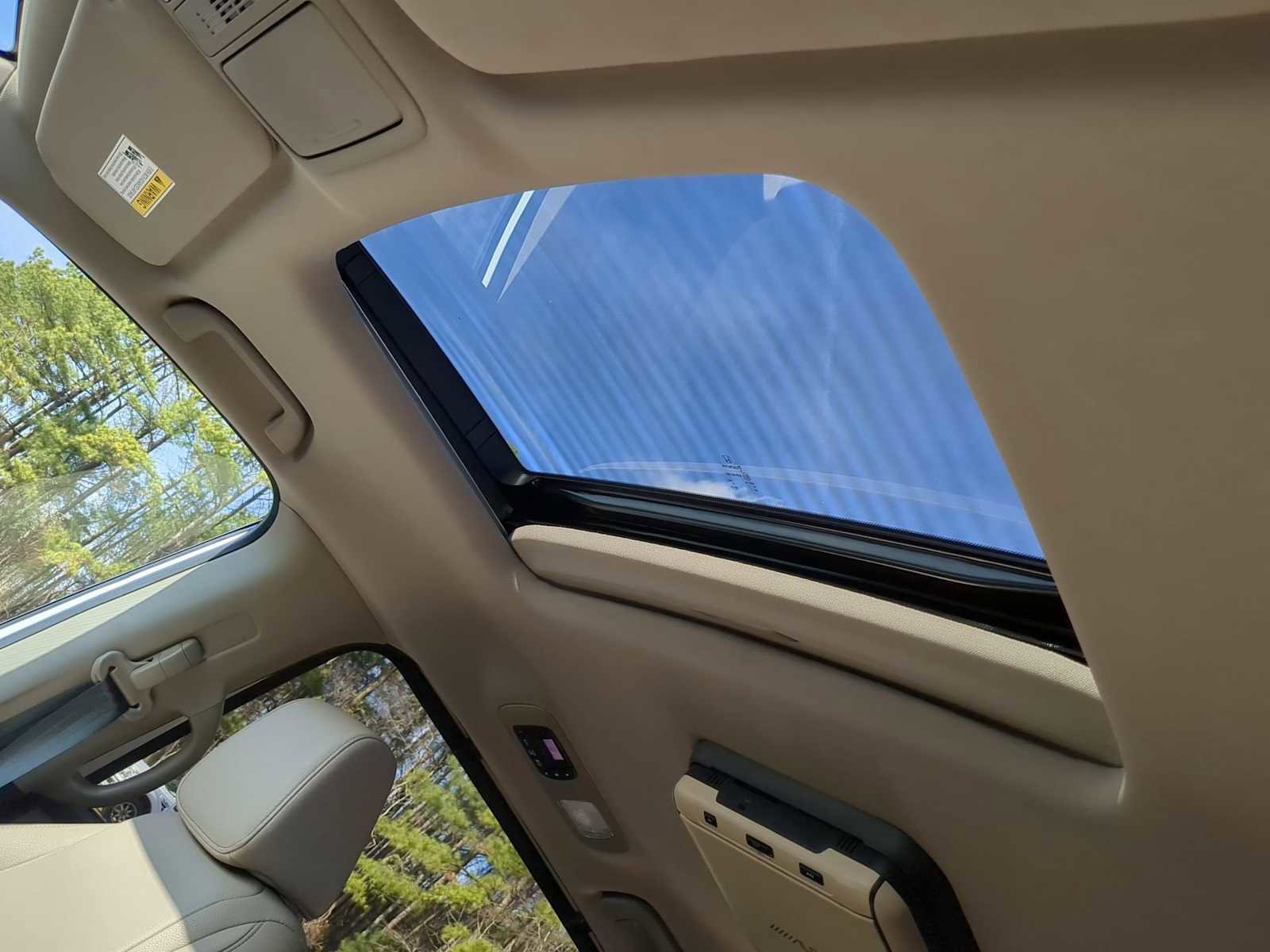 Used 2023 Honda Odyssey EX-L image 22