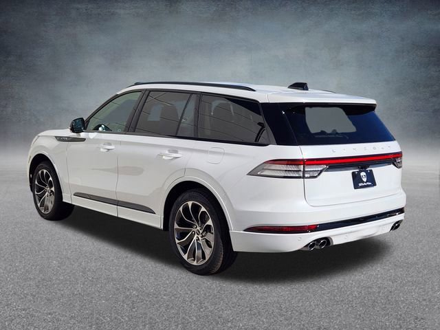 New 2026 Lincoln Aviator AWD w/ Jet Appearance Package image 5