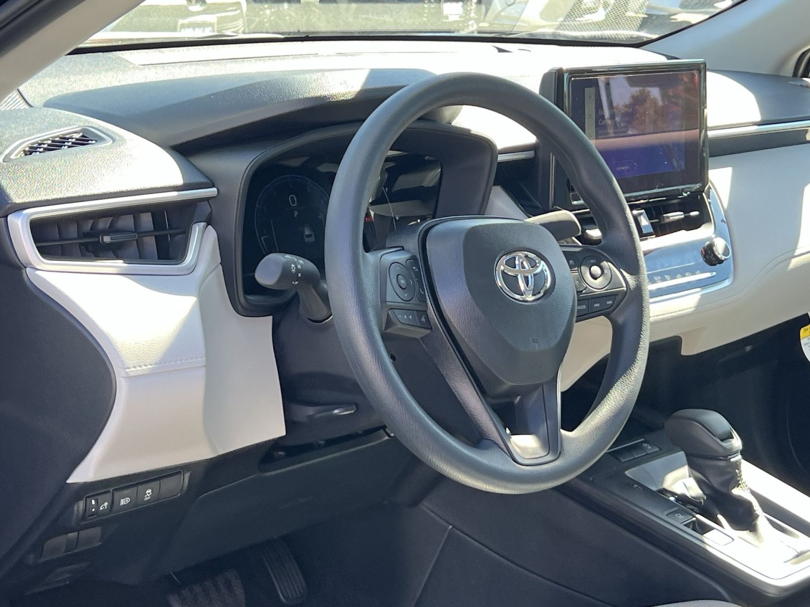 New 2026 Toyota Corolla Cross L FWD image 11