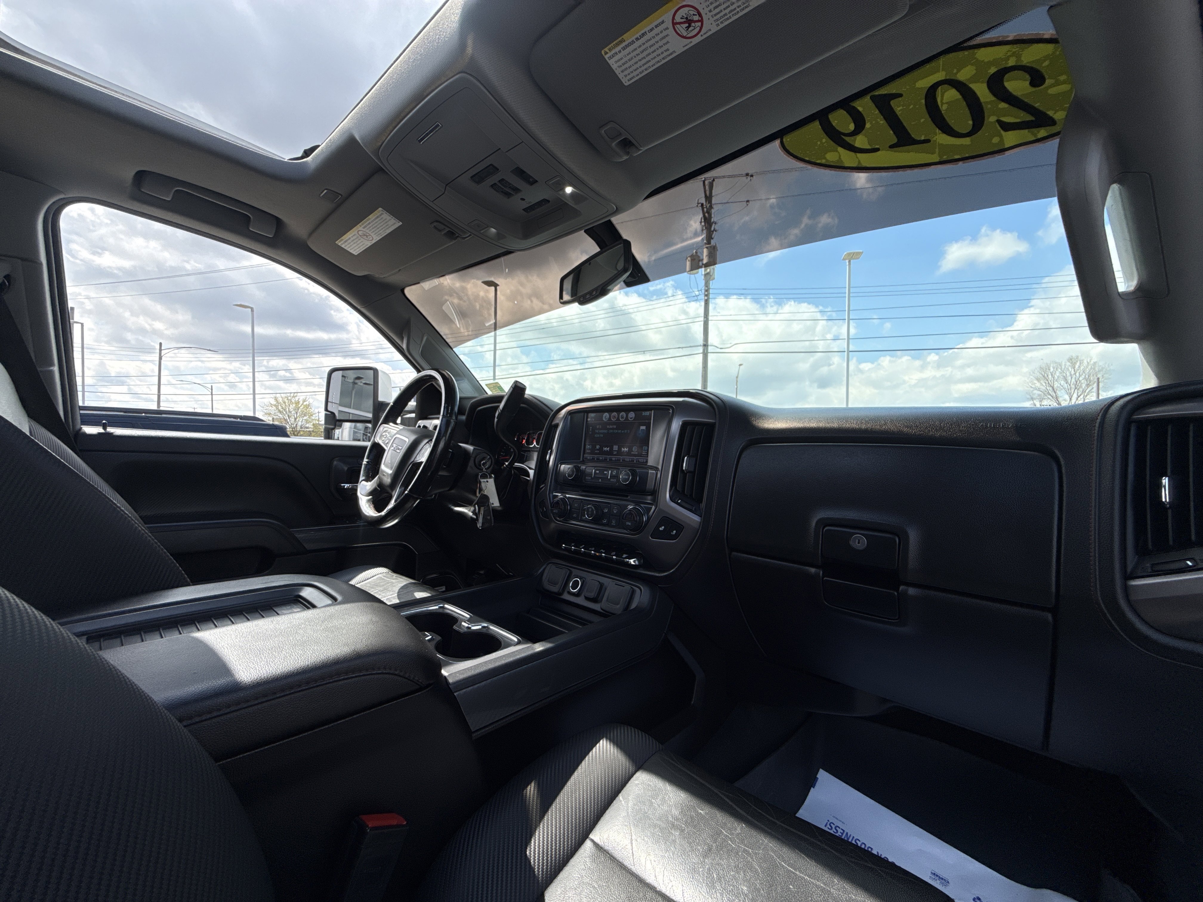 Used 2019 GMC Sierra 2500 SLT w/ All Terrain HD Package AWD/4WD image 31