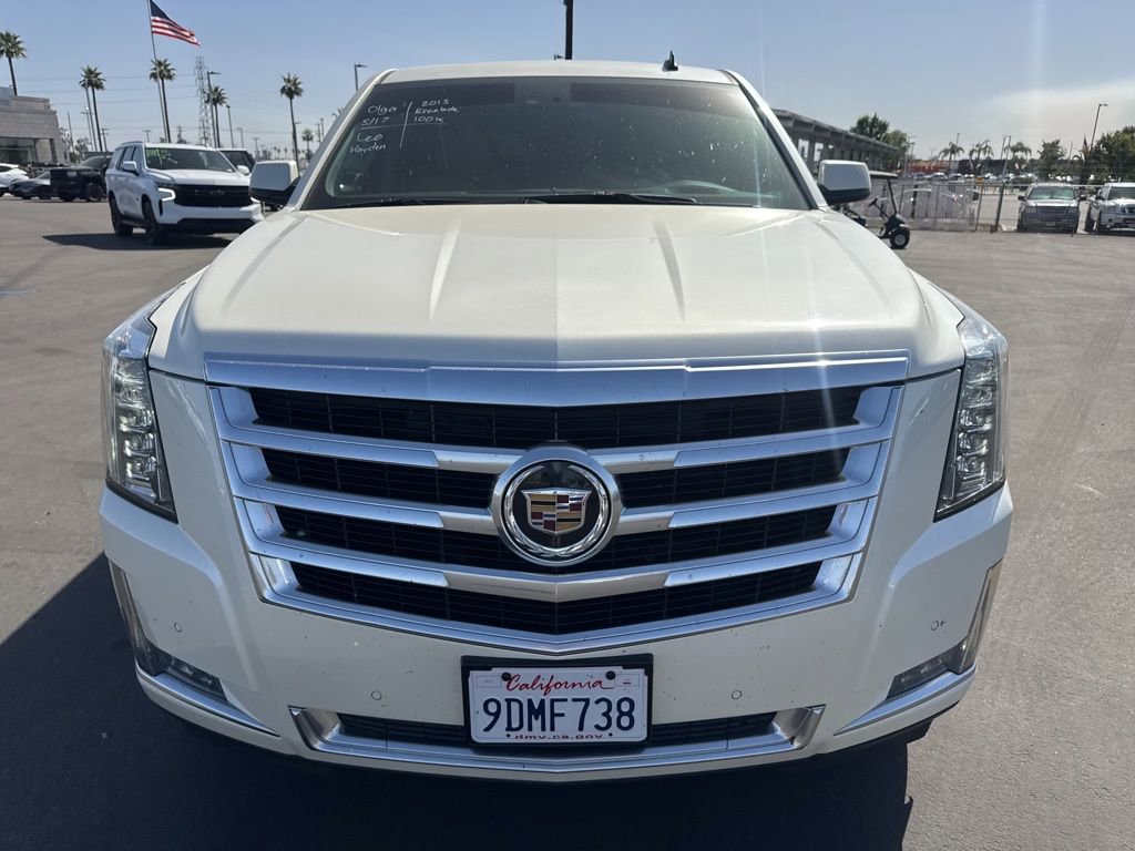Used 2015 Cadillac Escalade Luxury AWD/4WD image 7