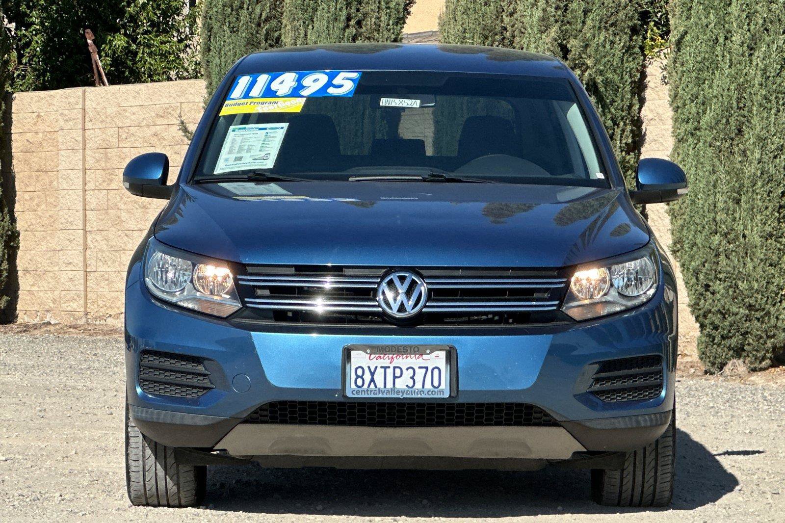 Used 2017 Volkswagen Tiguan Limited w/ Alloy Wheels Package AWD/4WD image 8