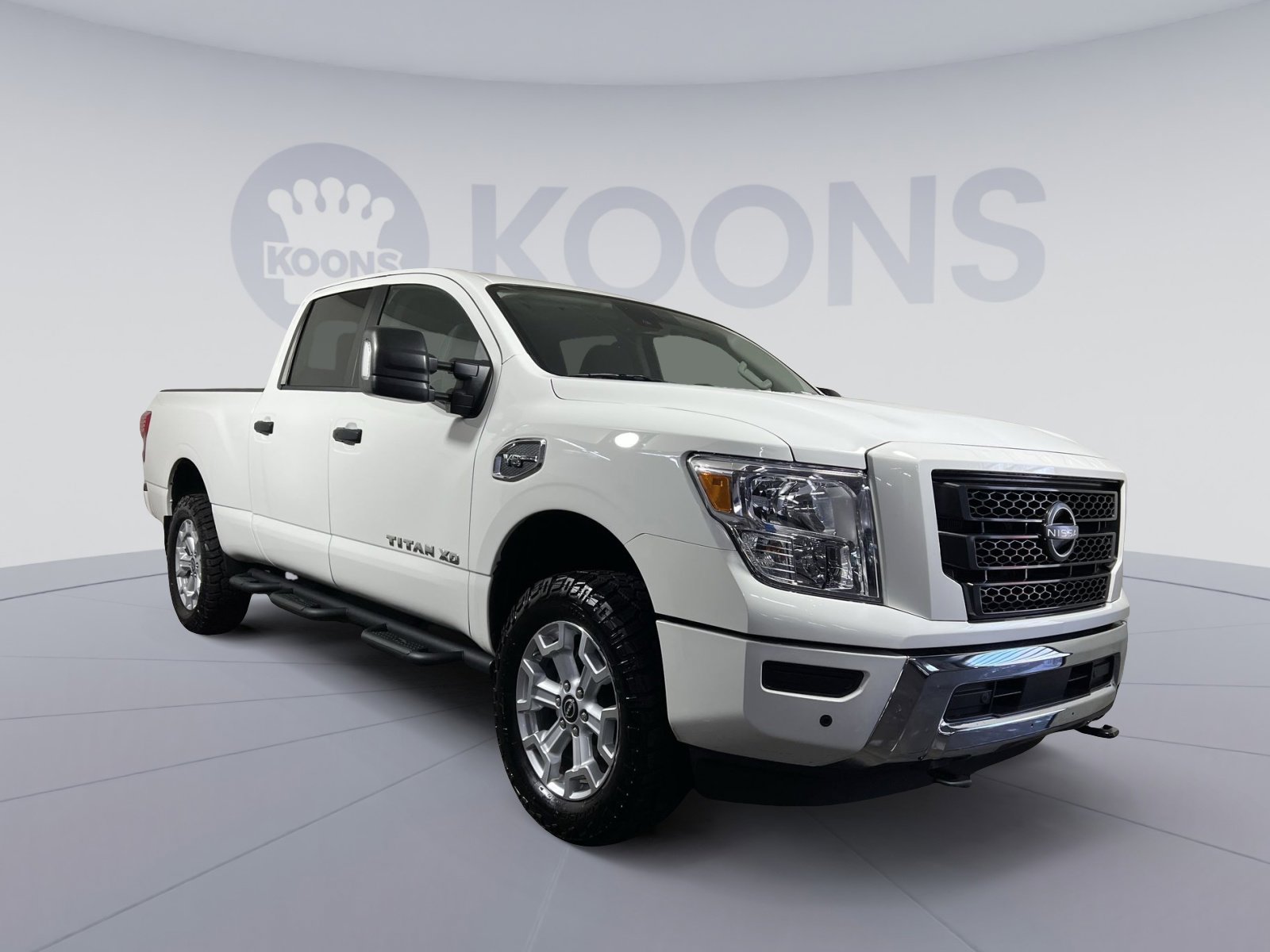 Used 2024 Nissan Titan SV w/ SV Convenience Package image 10