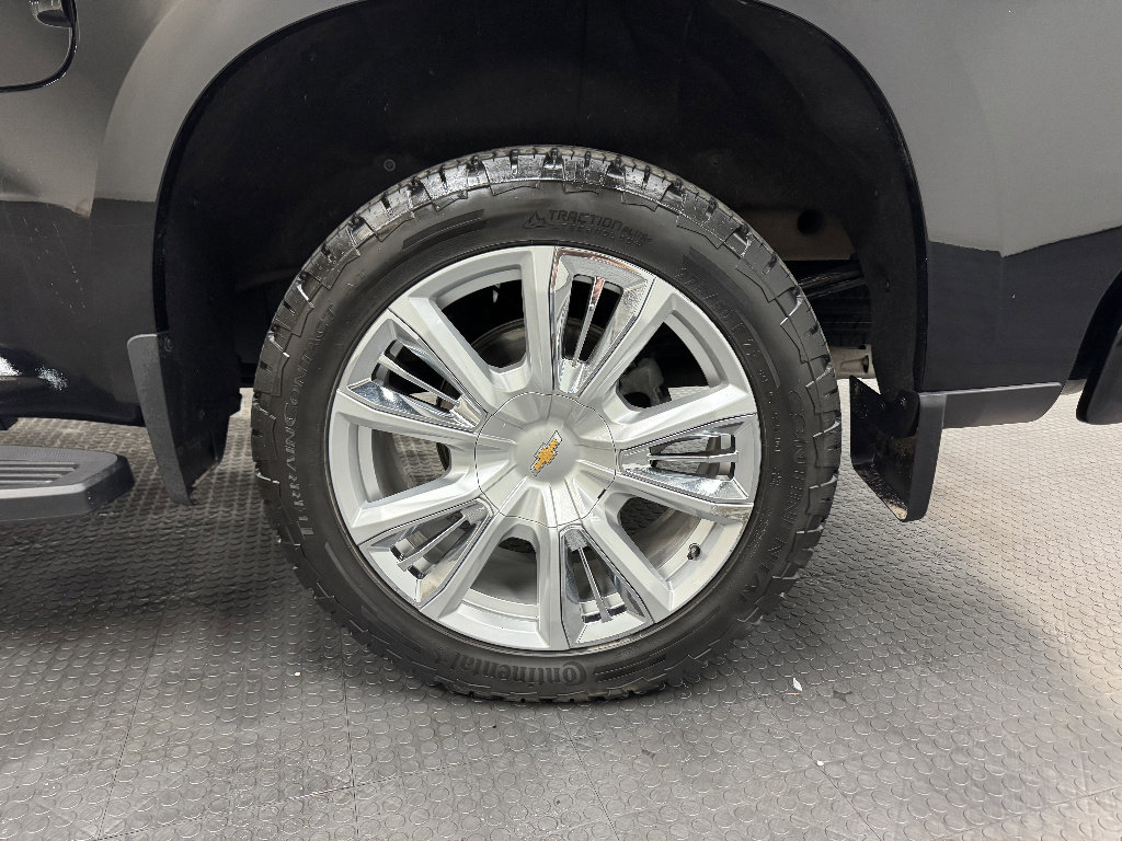 Used 2024 Chevrolet Silverado 1500 High Country w/ High Country Premium Package AWD/4WD image 10