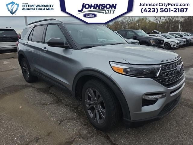 Certified 2024 Ford Explorer XLT w/ Equipment Group 202A AWD/4WD image 1