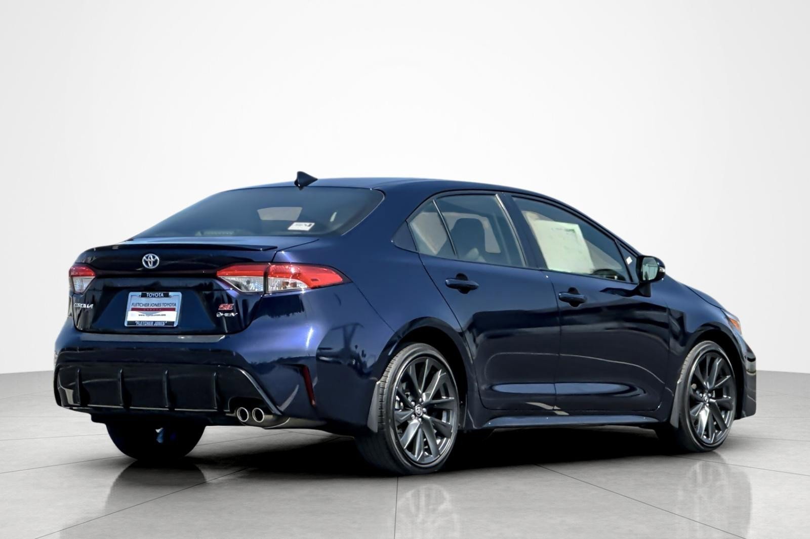 Certified 2025 Toyota Corolla SE w/ SE Premium Package image 5