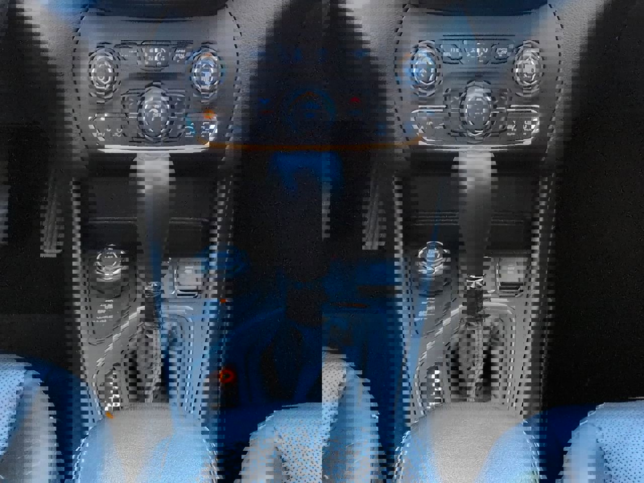 Used 2021 Jeep Cherokee Latitude Lux w/ Sun & Sound Group image 18