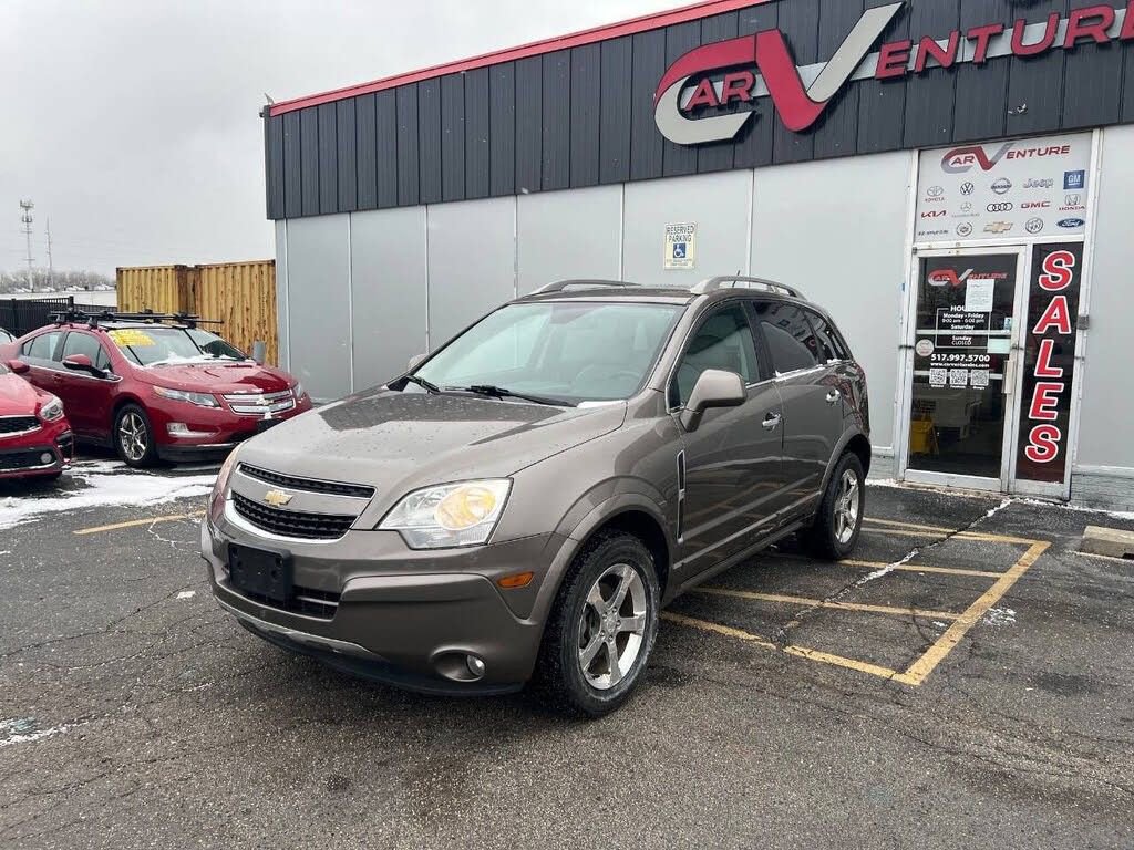 Used 2012 Chevrolet Captiva Sport LTZ image 2