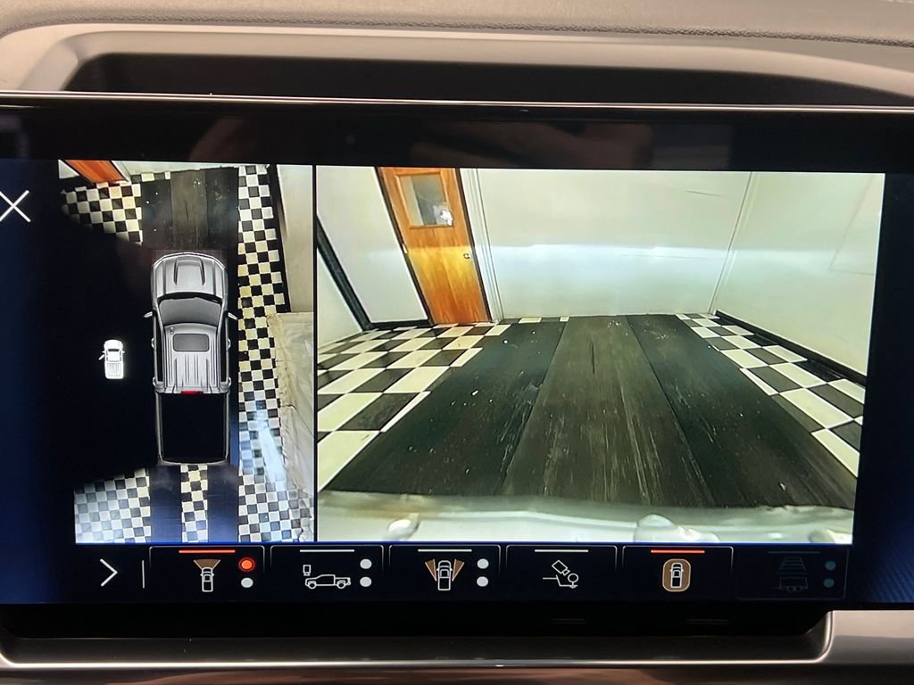 Used 2026 Chevrolet Silverado 1500 LTZ w/ LTZ Premium Package image 32