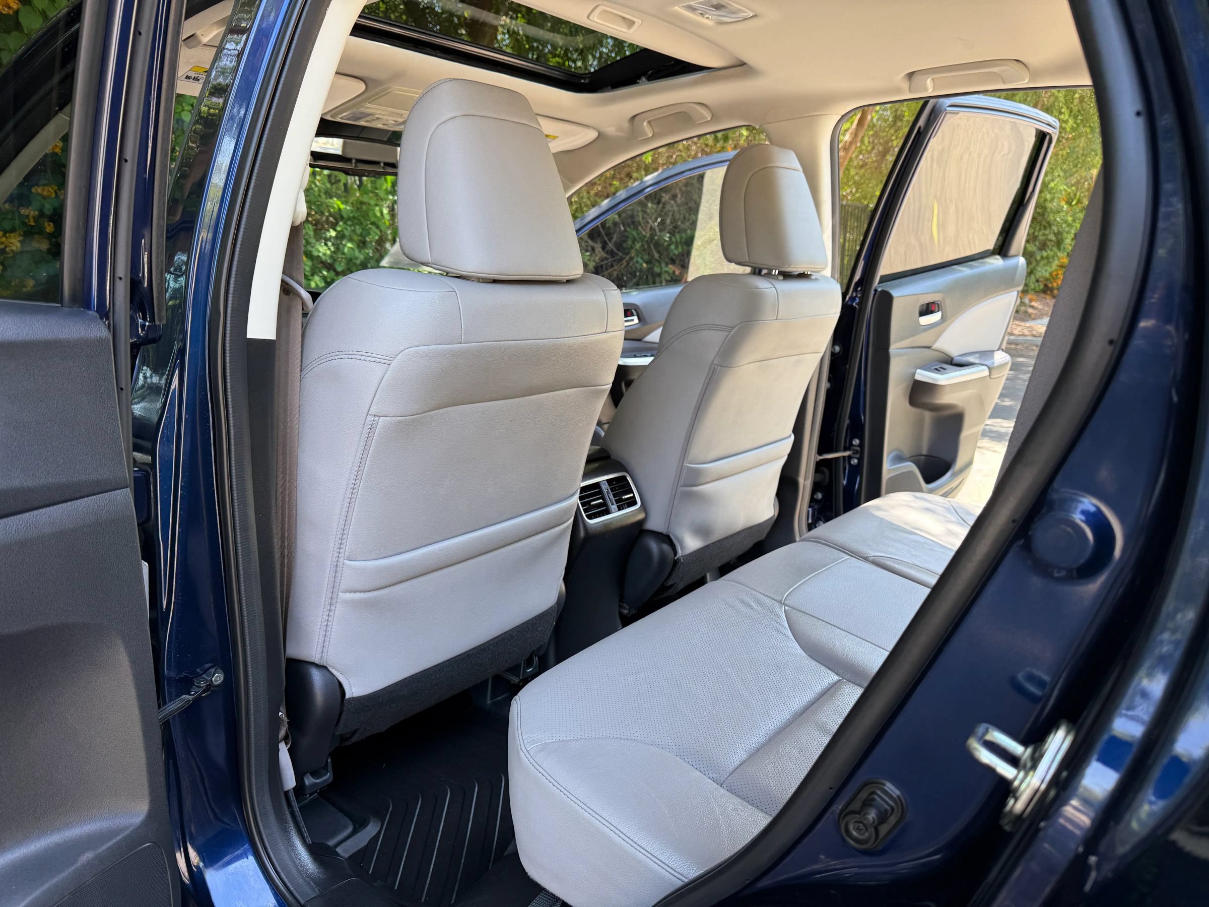 Used 2015 Honda CR-V Touring image 20