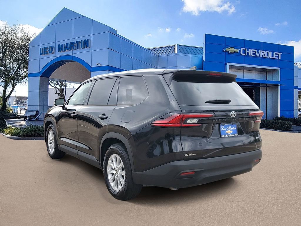 Used 2025 Toyota Grand Highlander FWD image 4