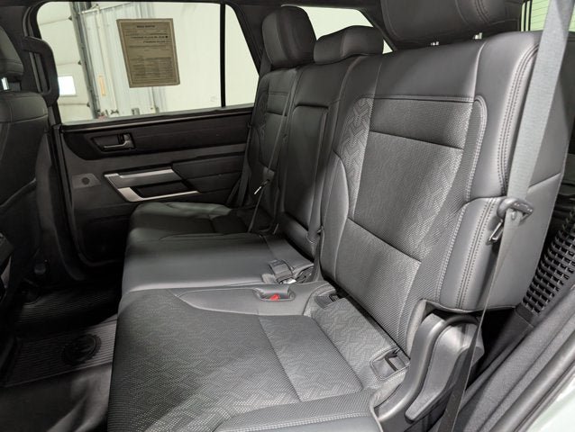 Used 2025 Toyota Sequoia 4WD image 17