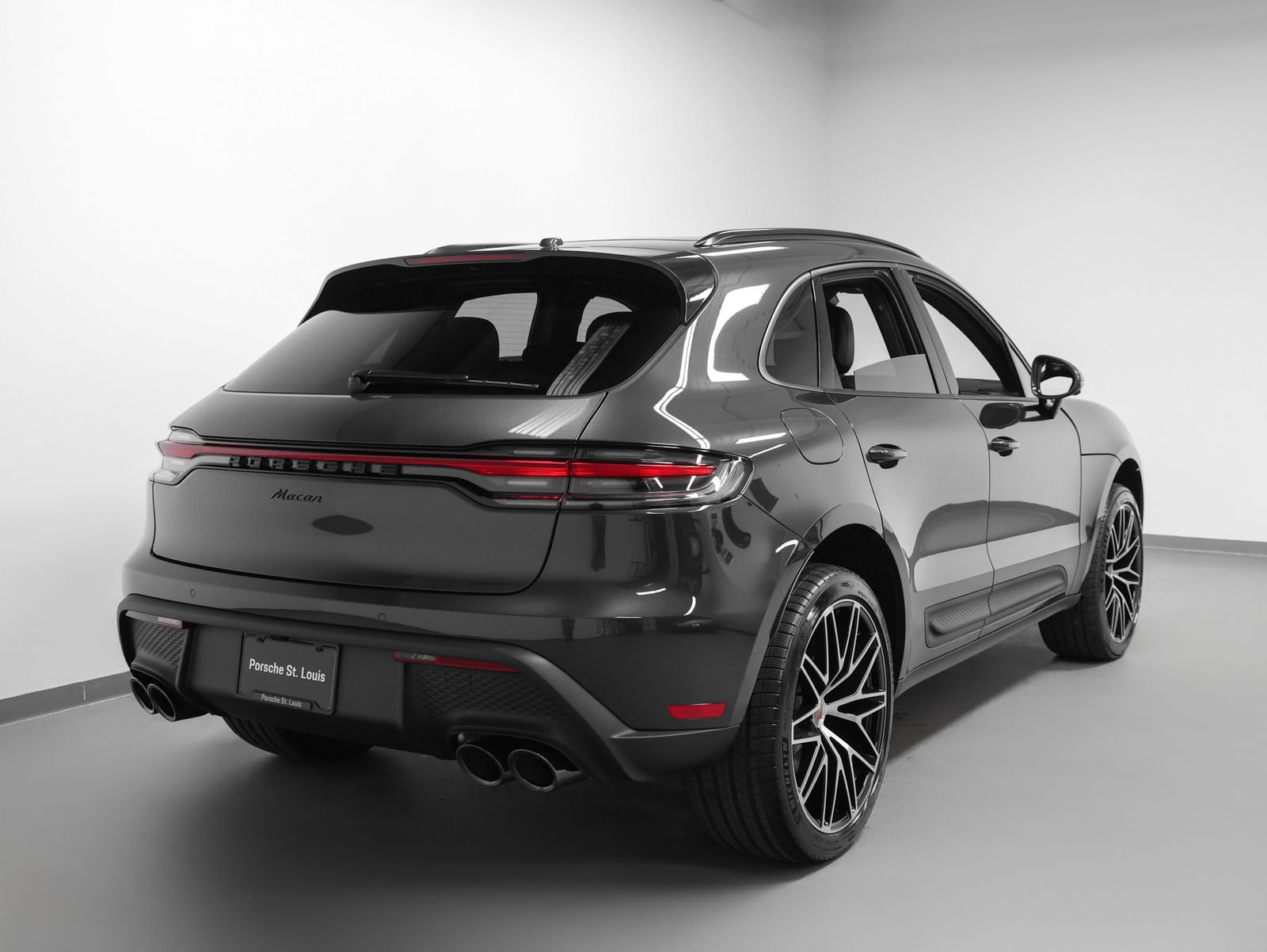 New 2026 Porsche Macan AWD/4WD image 12