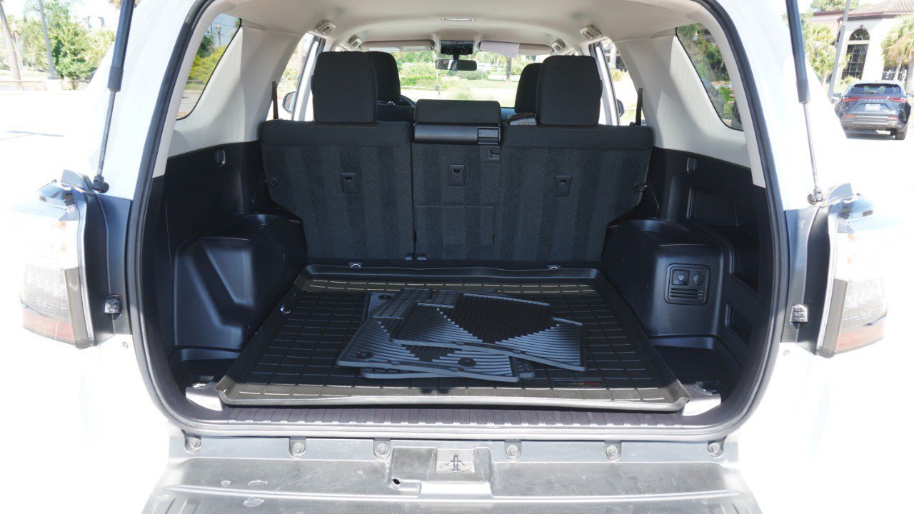 Used 2019 Toyota 4Runner TRD Off-Road AWD/4WD image 35