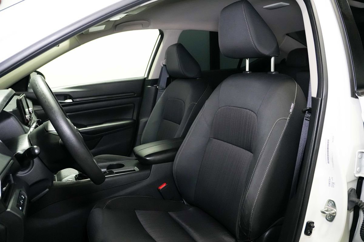 Used 2022 Nissan Altima 2.5 S FWD image 12