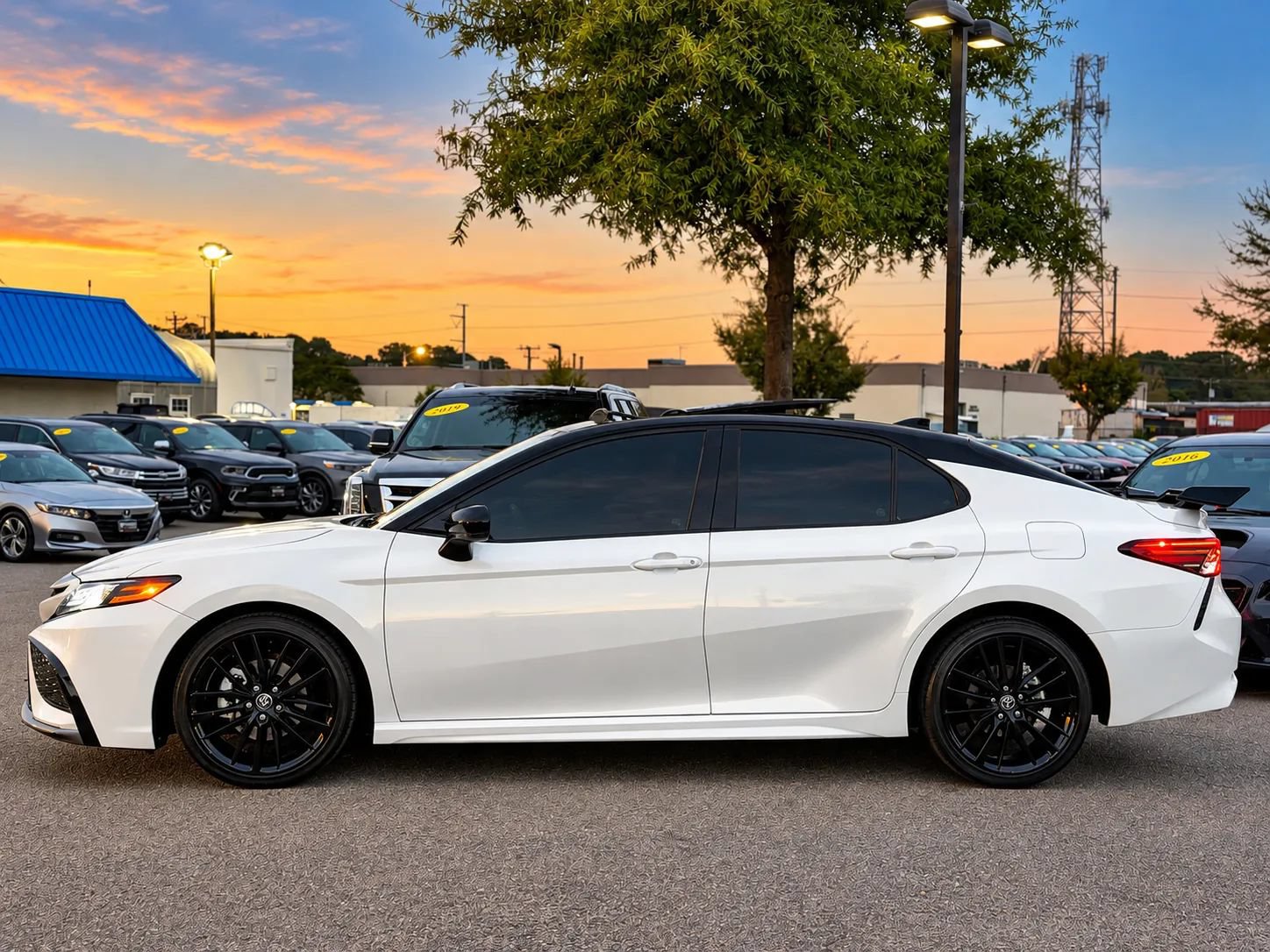 Used 2024 Toyota Camry XSE w/ Navigation Package FWD image 11