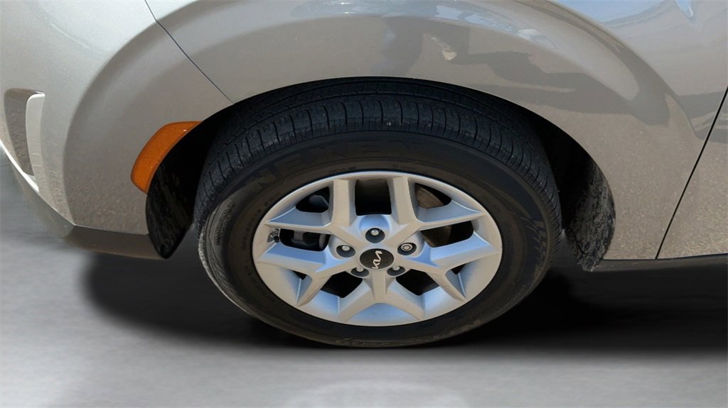Used 2024 Kia Soul LX w/ Option Group 015 image 9
