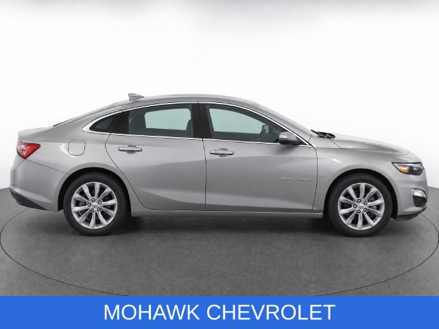 Certified 2022 Chevrolet Malibu LT FWD image 9