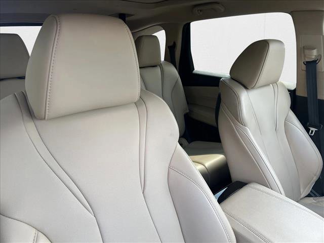 Used 2022 Acura MDX SH-AWD image 20