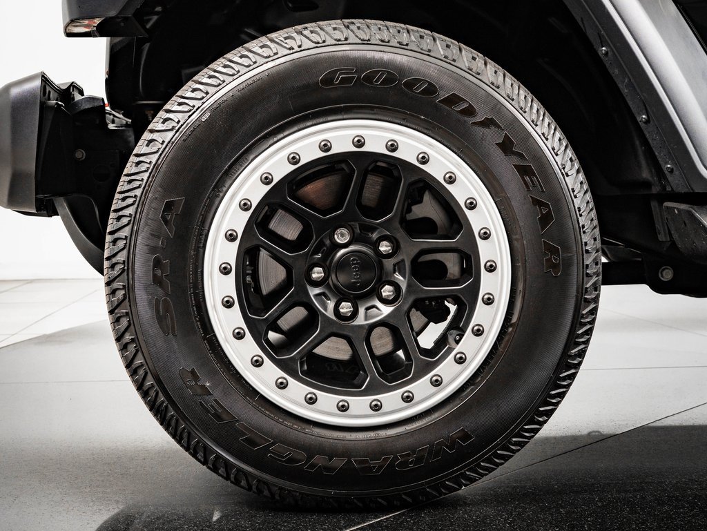 Used 2019 Jeep Wrangler Sport S image 13