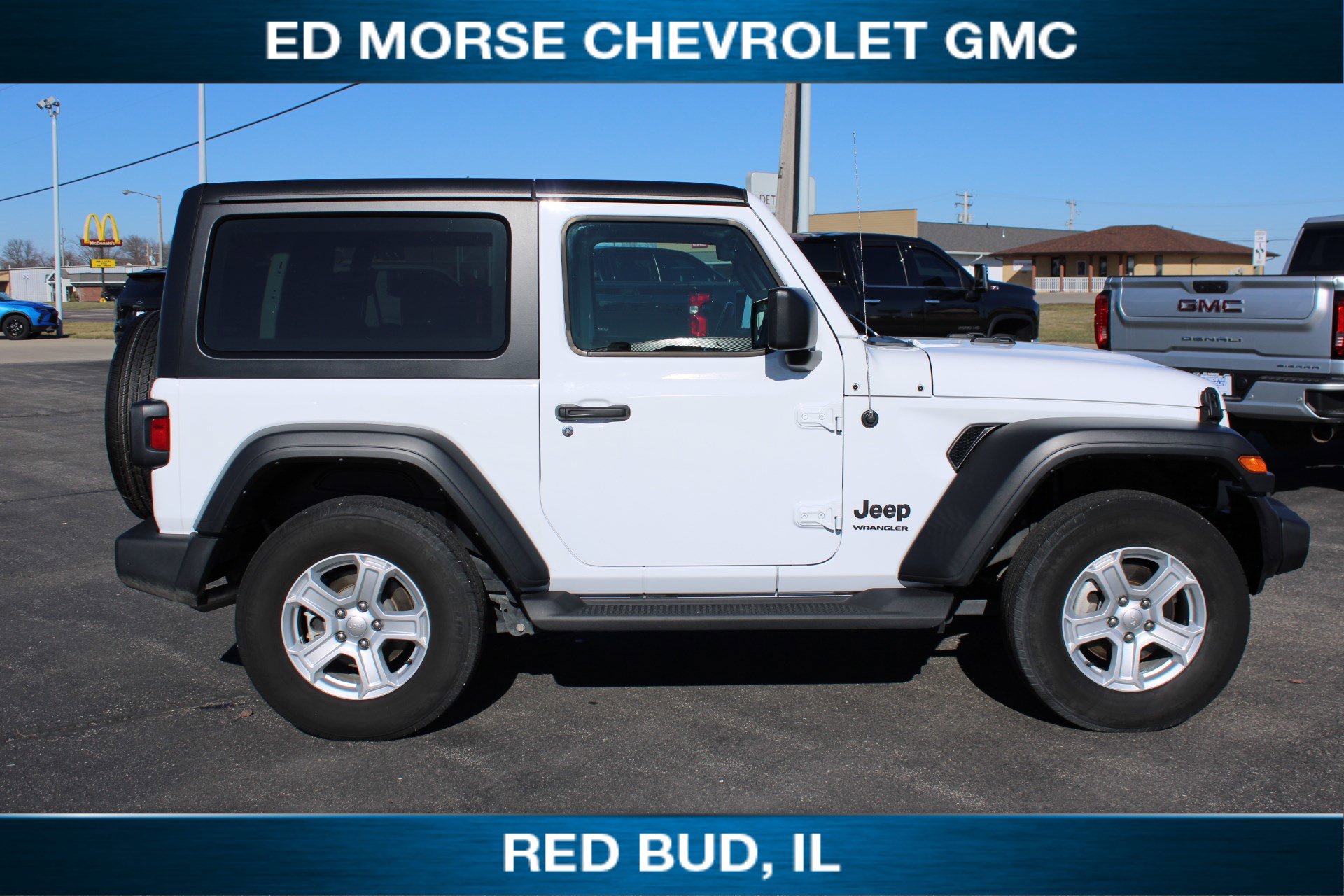 Used 2022 Jeep Wrangler Sport S image 2