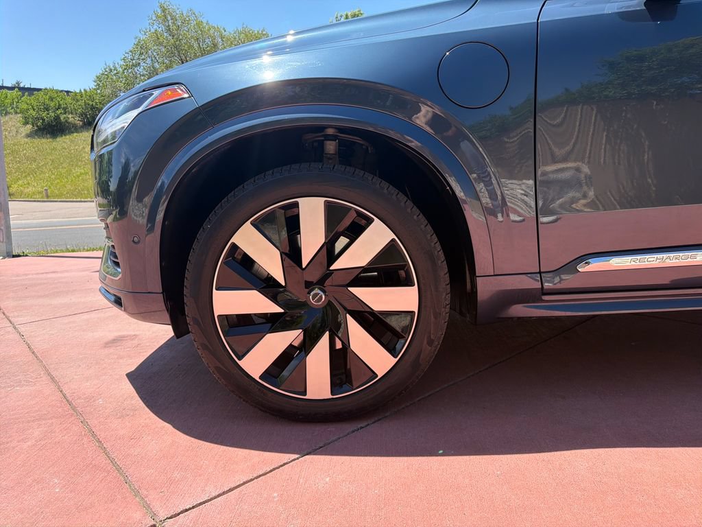 Used 2023 Volvo XC90 T8 Ultimate w/ Lounge Package AWD/4WD image 49