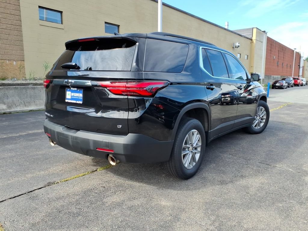 Used 2023 Chevrolet Traverse LT AWD/4WD image 5