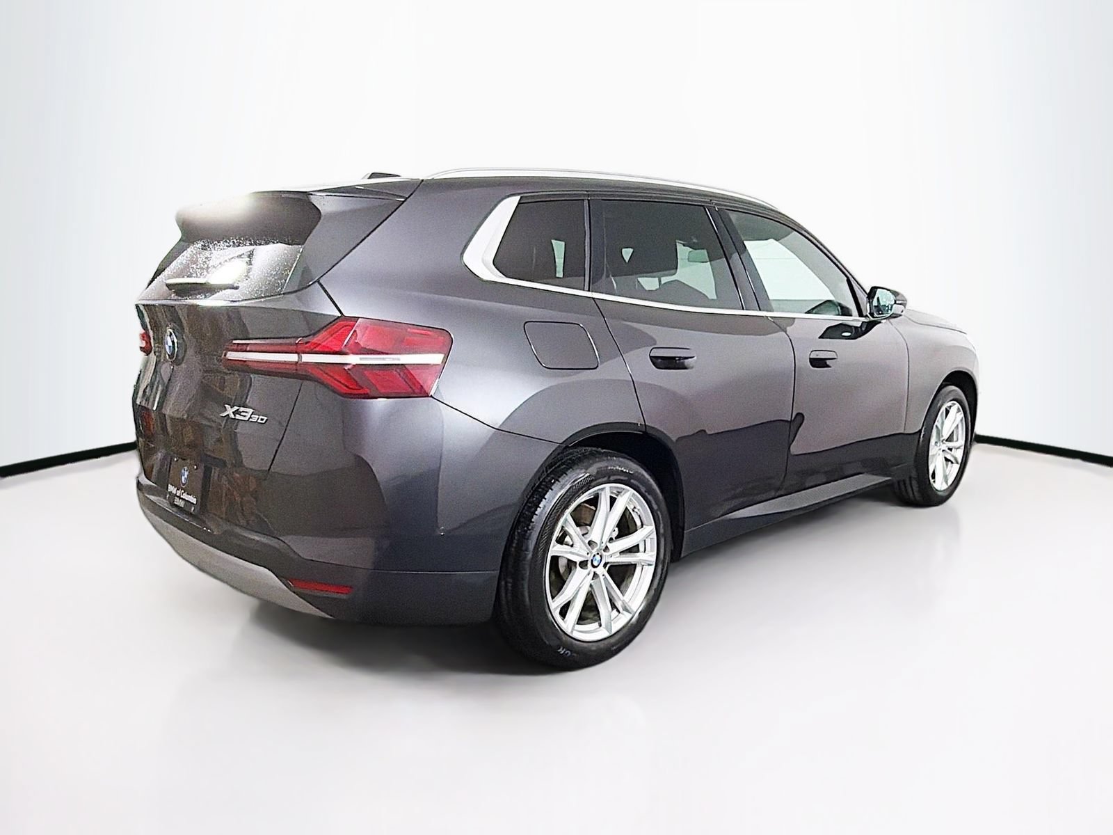 Used 2025 BMW X3 xDrive30i w/ Premium Package AWD/4WD image 7