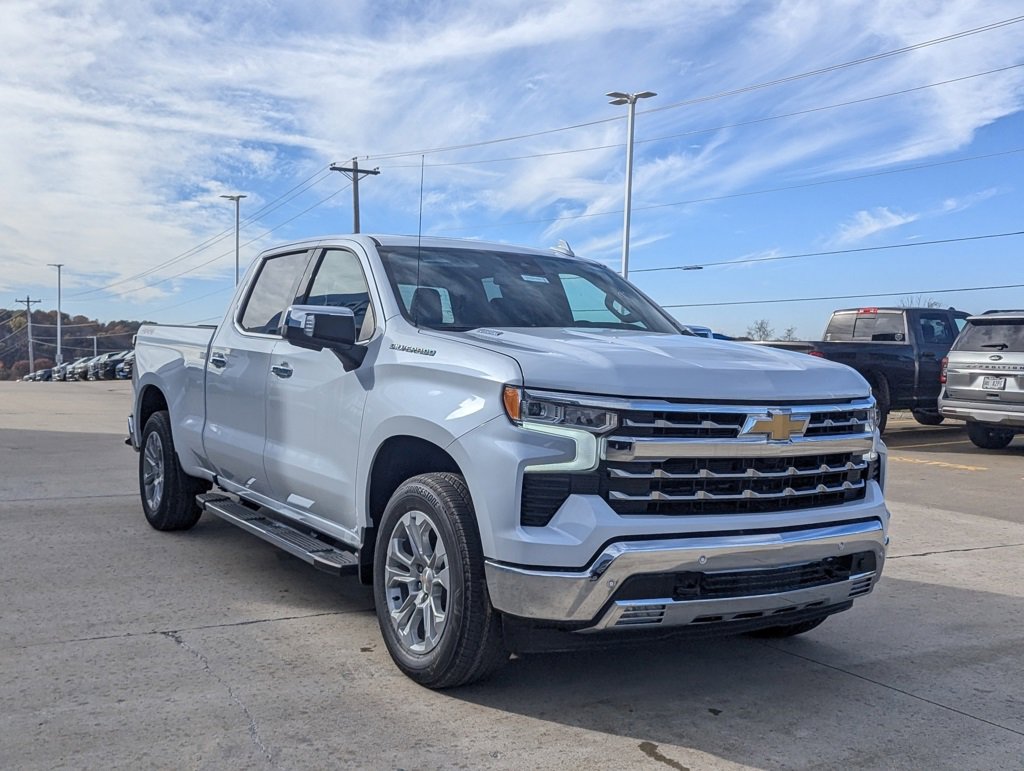 New 2026 Chevrolet Silverado 1500 LTZ w/ LTZ Premium Package image 5