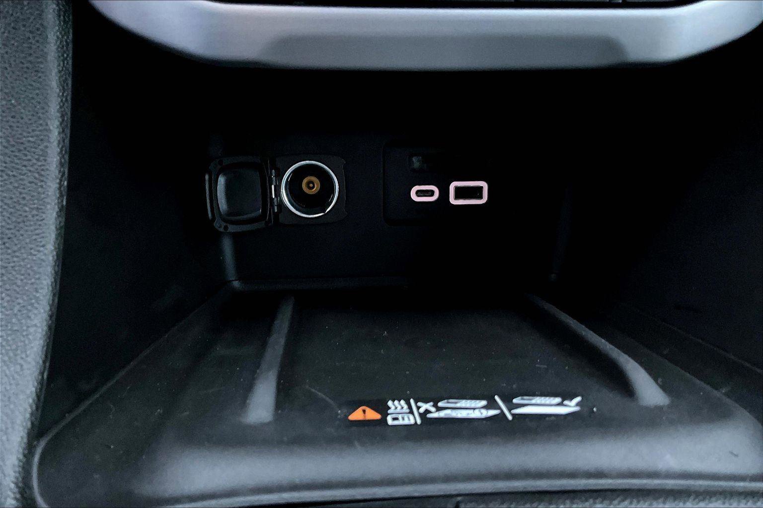 Used 2023 GMC Acadia SLT w/ Technology Package image 33