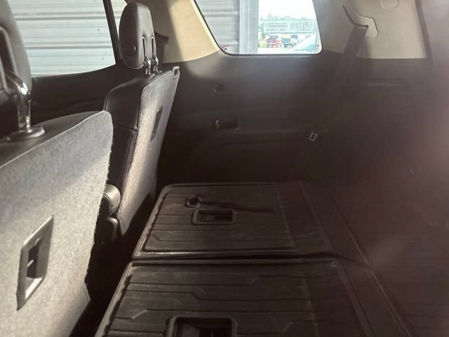 Used 2019 GMC Acadia Denali w/ Technology Package FWD image 14