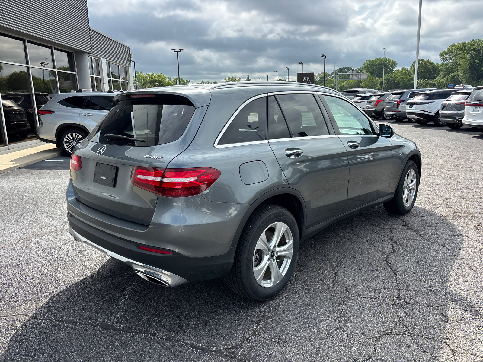 Used 2018 Mercedes-Benz GLC 300 4MATIC image 7