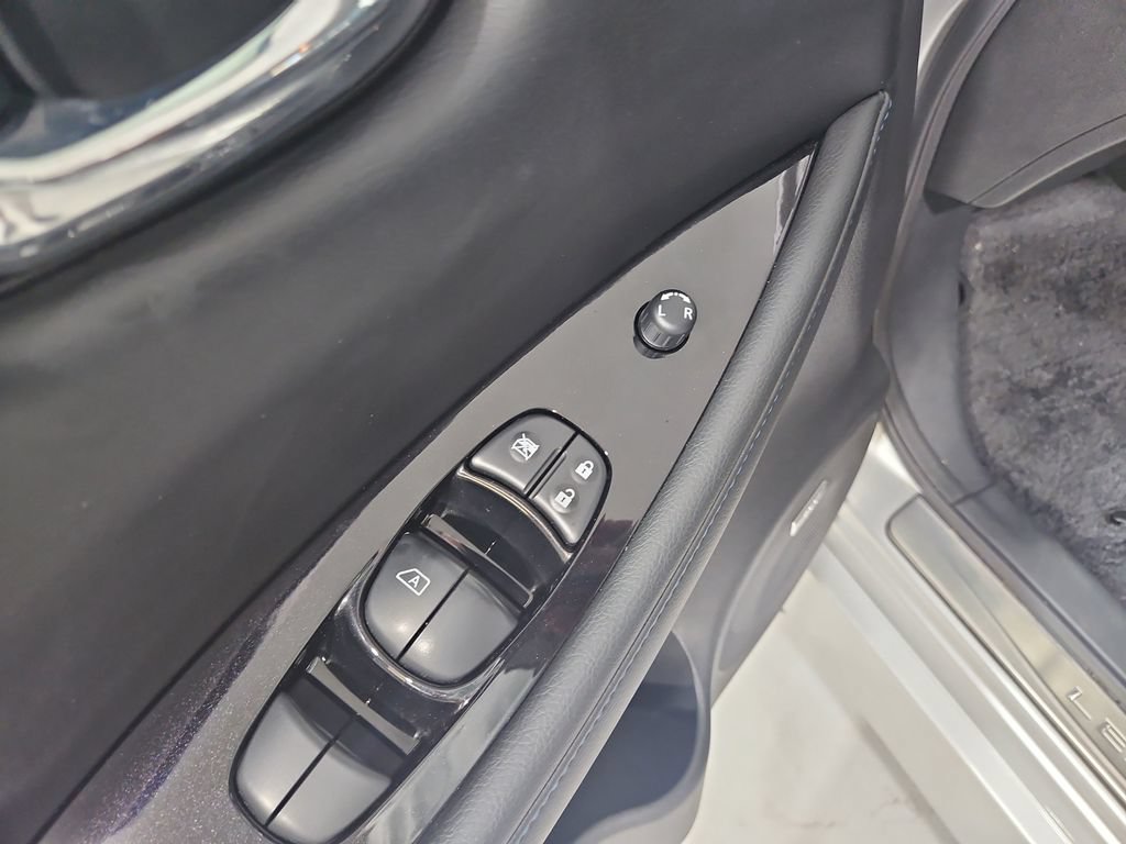 Used 2021 Nissan Leaf SL Plus FWD image 12