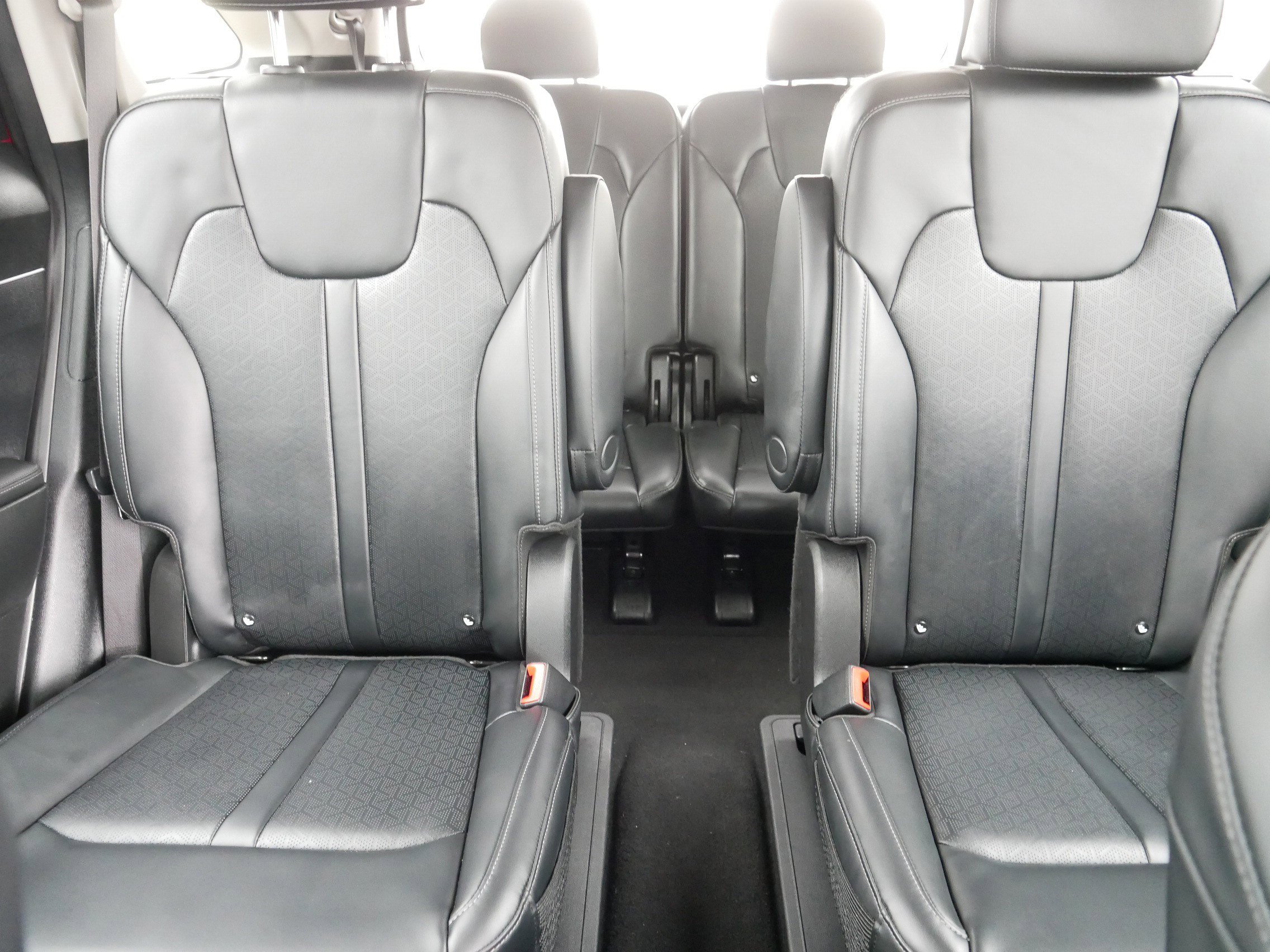 Certified 2023 Kia Sorento EX image 13