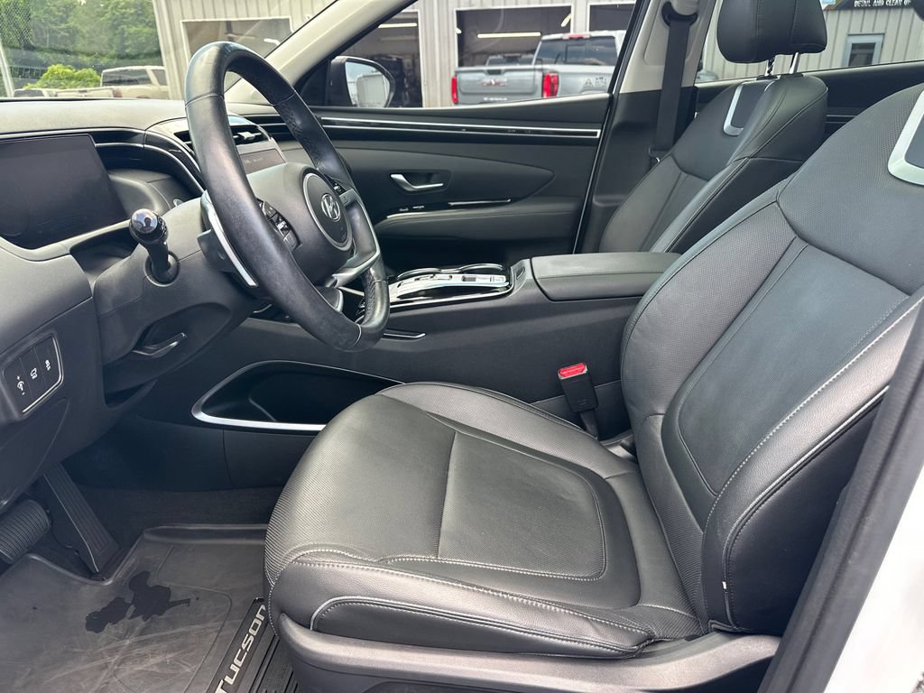 Used 2022 Hyundai Tucson Limited w/ Cargo Package FWD image 10