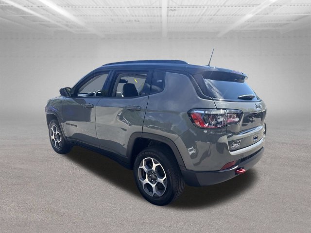 Used 2022 Jeep Compass Trailhawk AWD/4WD image 11