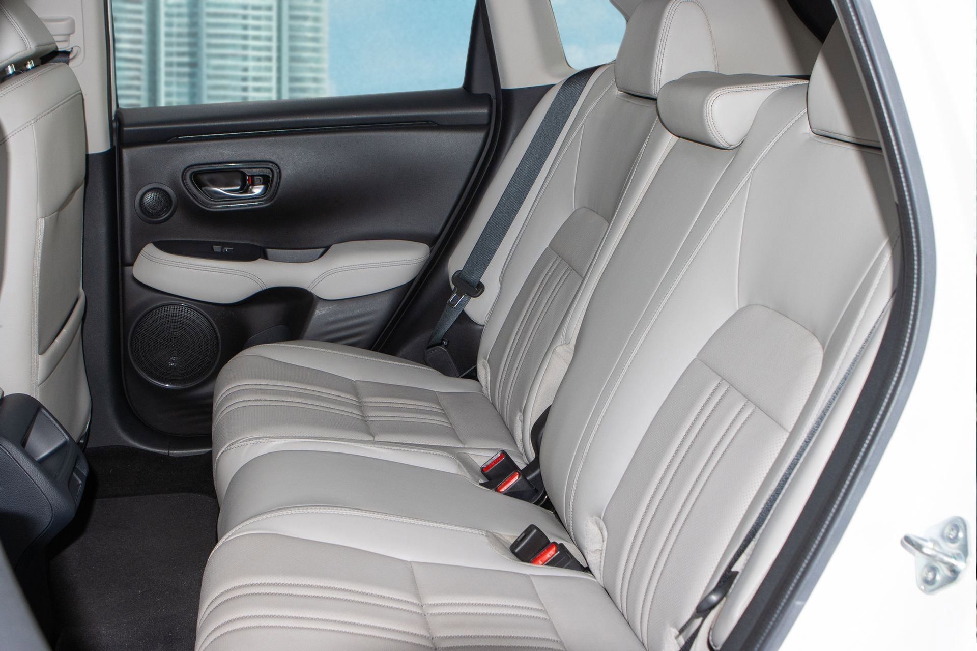 Certified 2023 Honda HR-V EX-L image 11