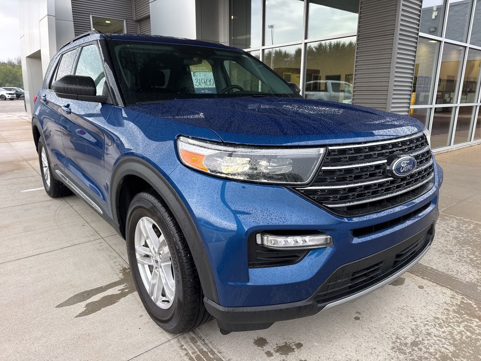 Certified 2023 Ford Explorer XLT w/ Equipment Group 202A AWD/4WD image 10