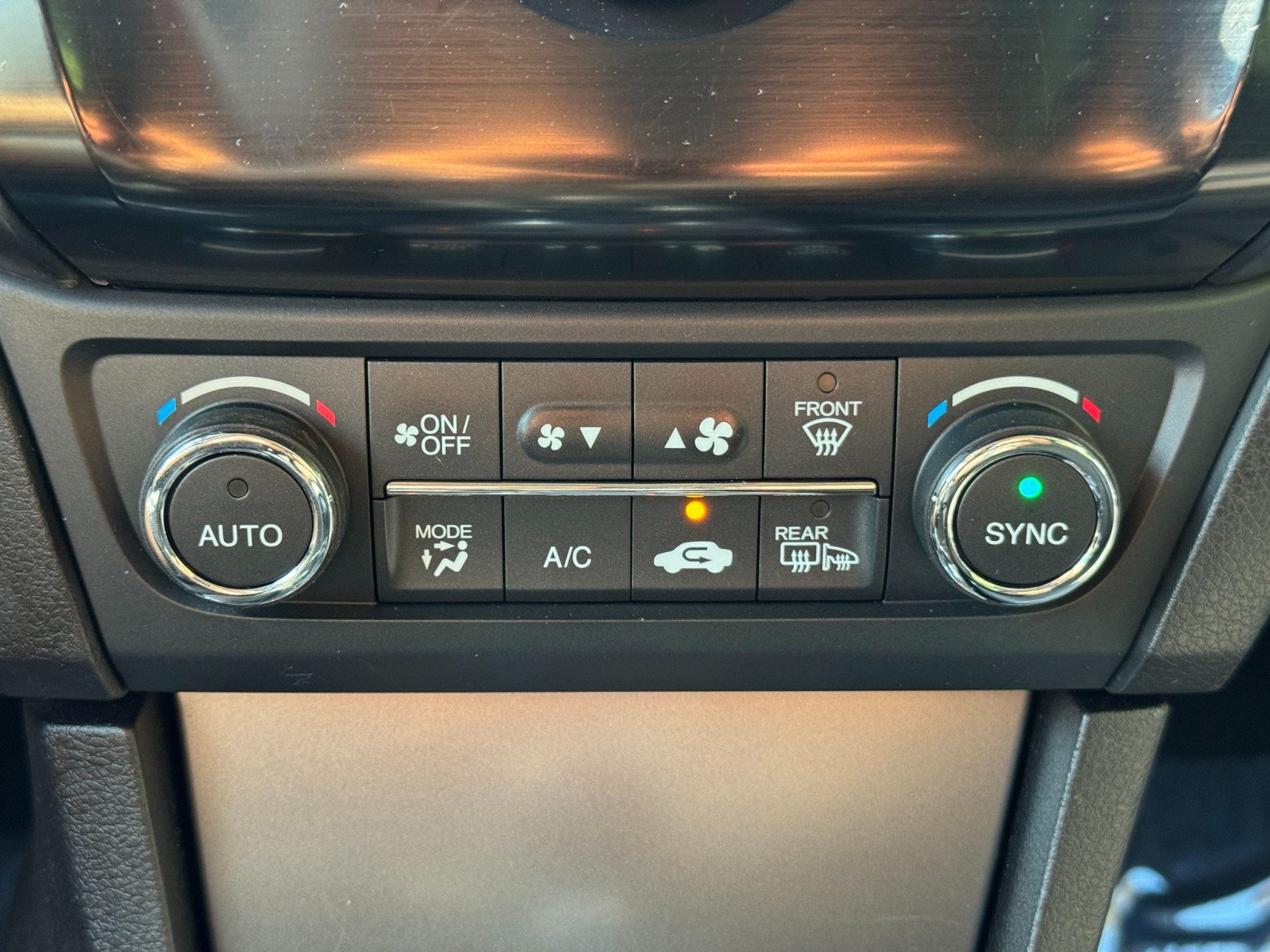 Used 2013 Acura ILX w/ Premium Package FWD image 24
