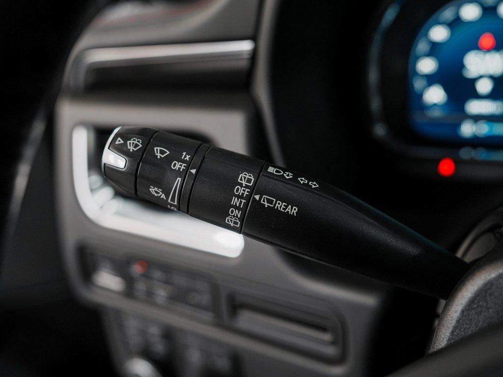 Used 2022 Chevrolet Suburban RST w/ Sport Performance Package image 24