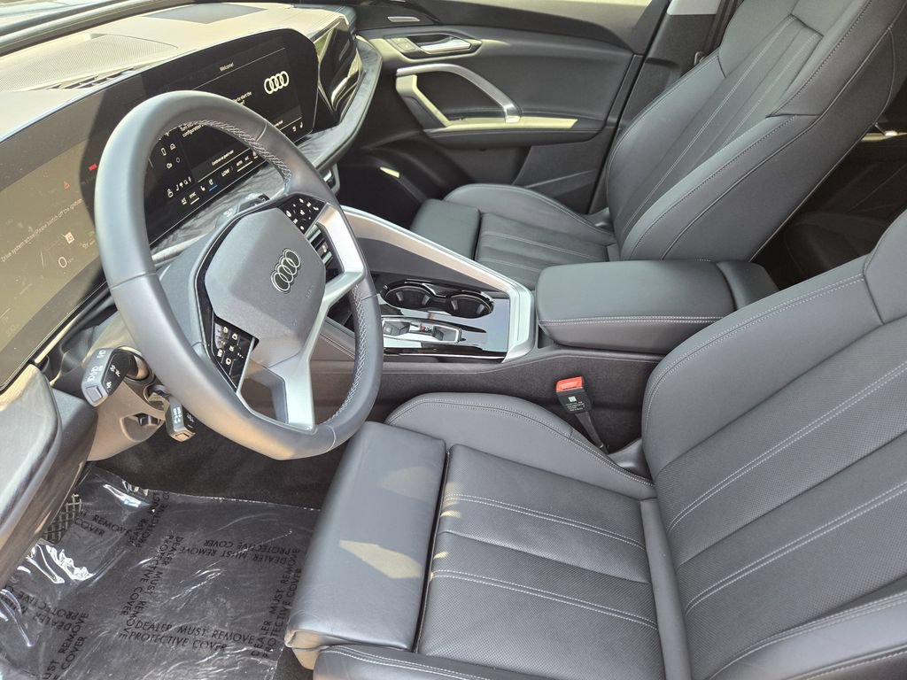 Certified 2025 Audi Q5 Premium Plus w/ Premium Plus AWD/4WD image 17