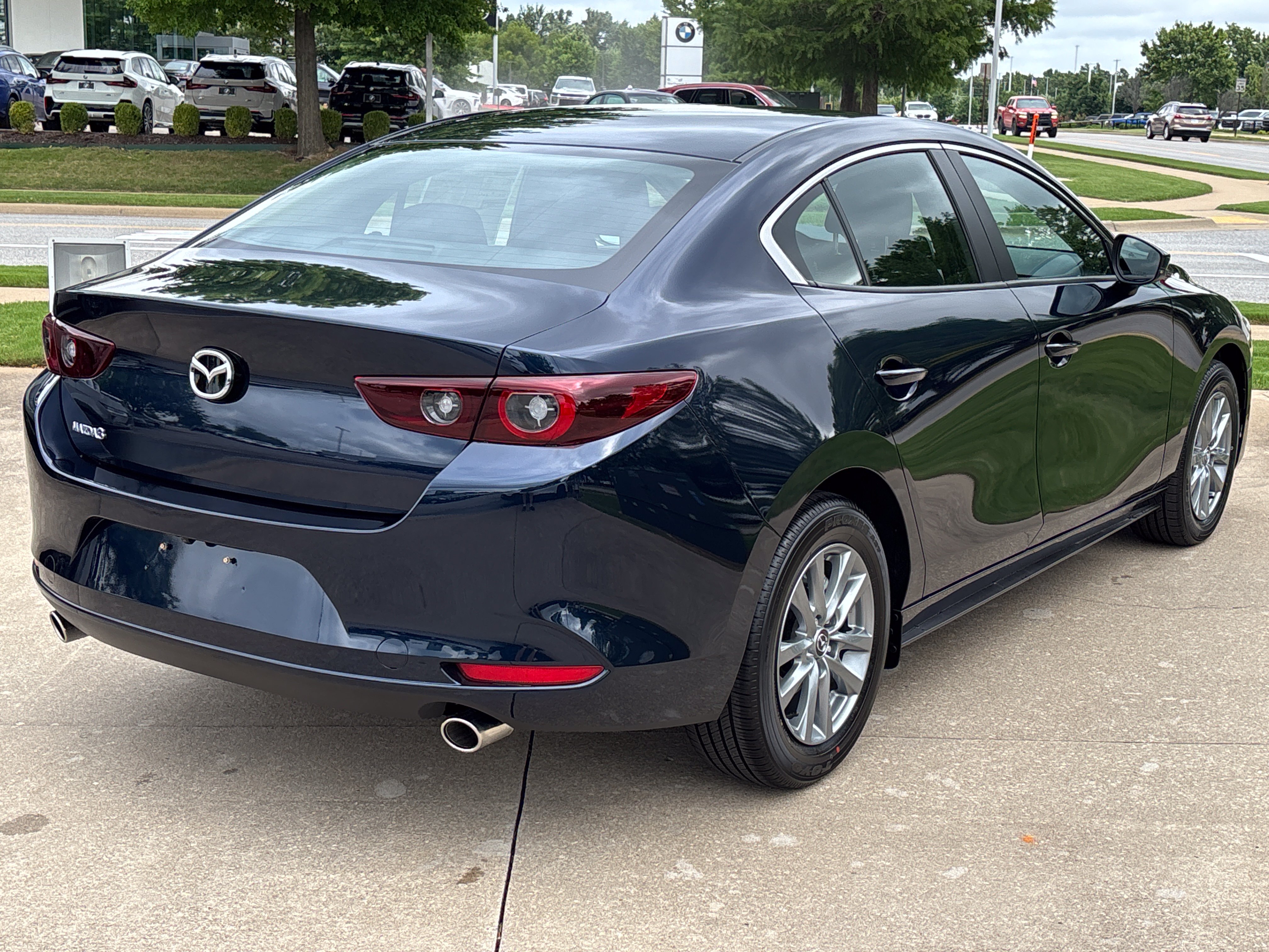 New 2026 MAZDA MAZDA3 s FWD image 3