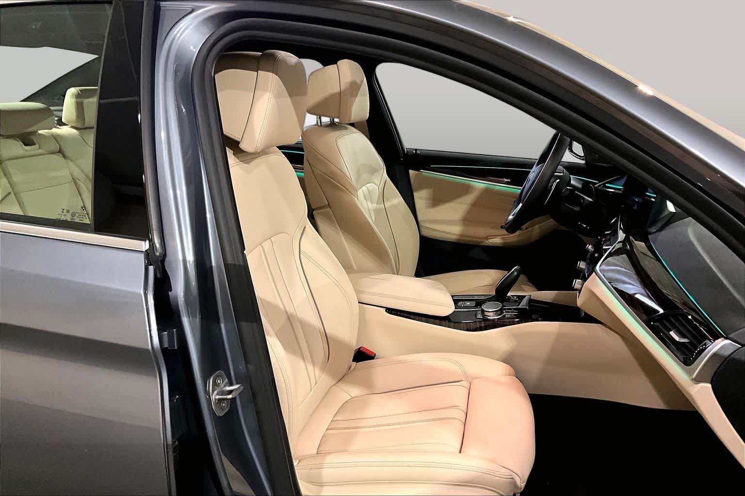 Used 2020 BMW 540i xDrive w/ Executive Package AWD/4WD image 7